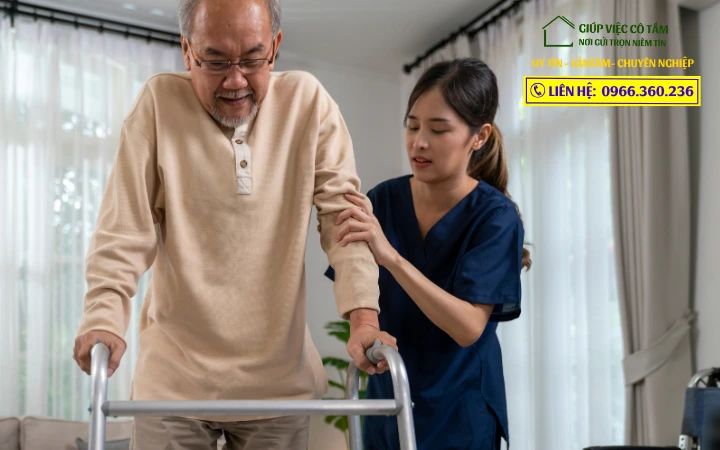 Những điều cần biết để tránh rủi ro khi thuê giúp việc chăm sóc người già