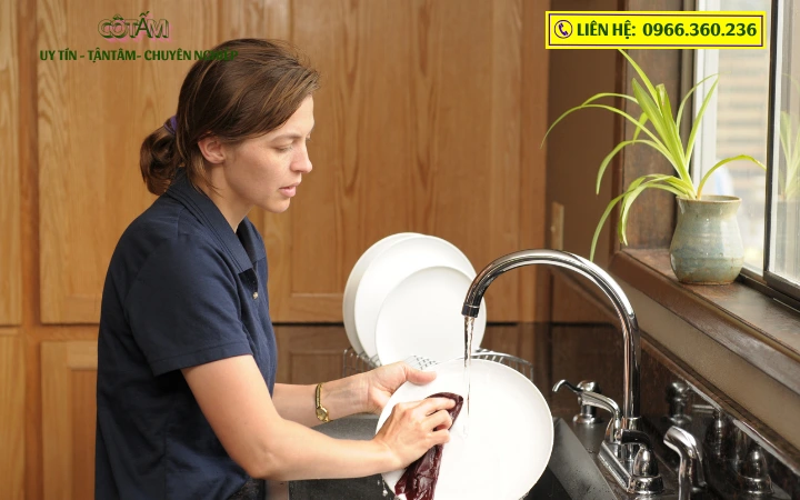 Tìm giúp việc nhà: Nên chú ý đến độ tuổi và kinh nghiệm