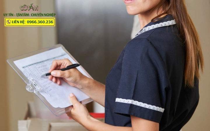 Lương giúp việc nhà tăng, khó khăn hơn trong việc thuê người