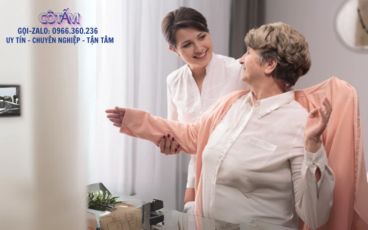 Tìm người giúp việc chăm người già: Các gói dịch vụ