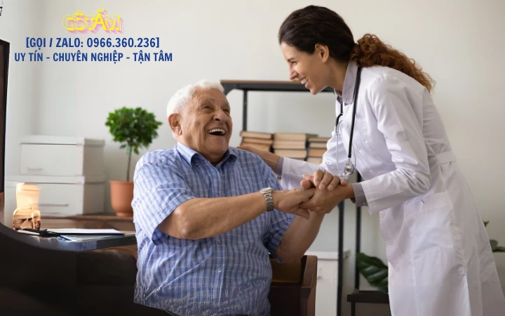 Tầm quan trọng của người giúp việc chăm sóc người bệnh