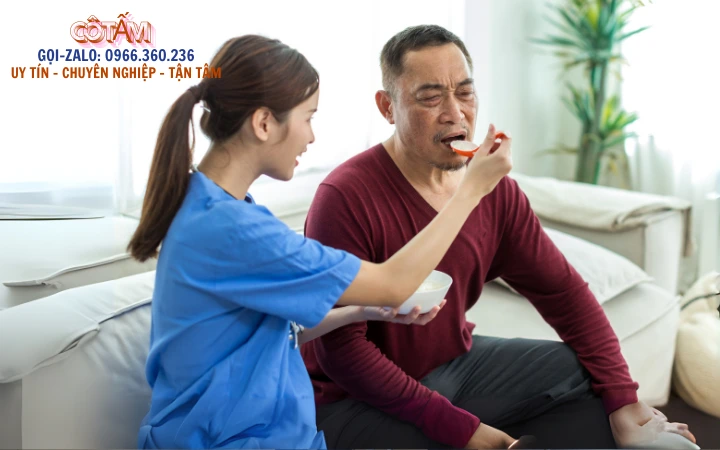 5+ mẹo nâng cao sức khỏe cho người già từ dịch vụ giúp việc