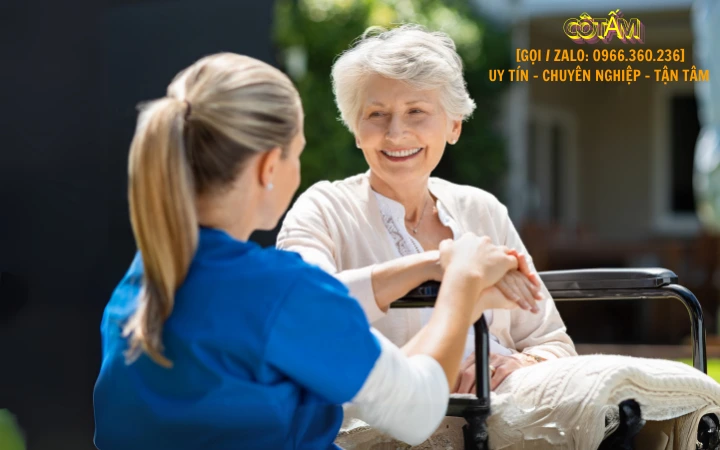 Nghệ thuật chăm sóc người già và tầm quan trọng của giúp việc