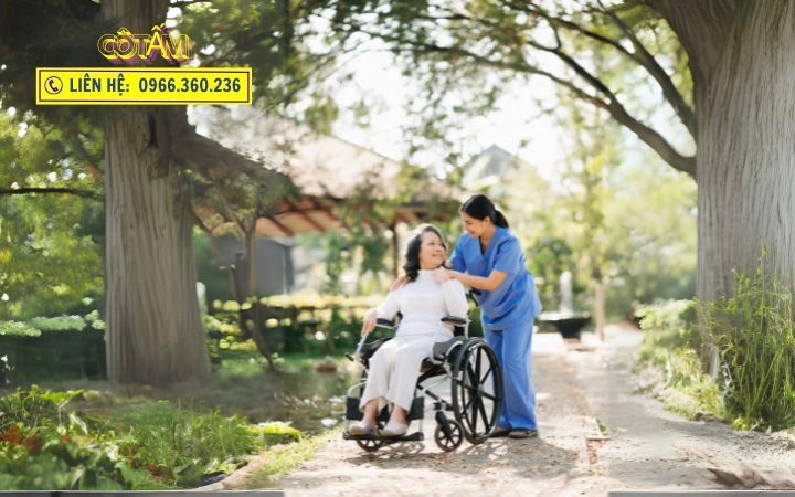 Phân tích sự phát triển của ngành dịch vụ chăm sóc người già
