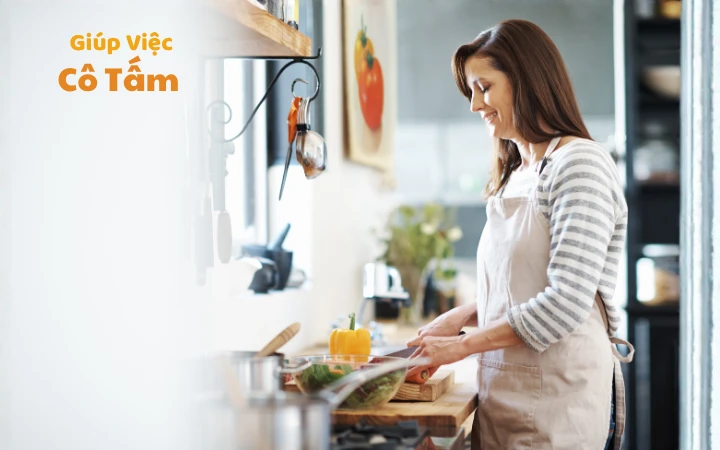 Có nên sử dụng dịch vụ từ trung tâm giúp việc Hà Nội
