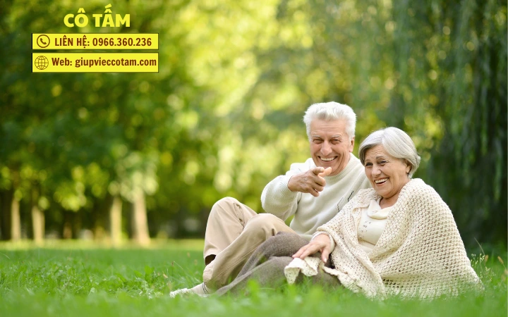 Chia sẻ những kinh nghiệm trong Giúp việc chăm người già hiệu quả