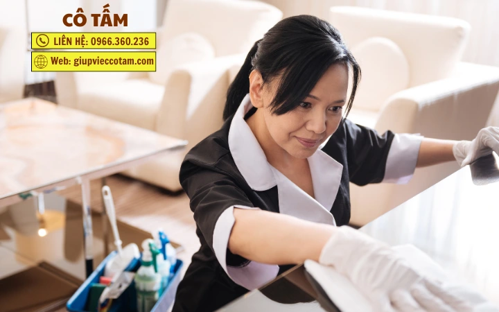 Đảm bảo sự an toàn cho người già với giúp việc Hà Nội