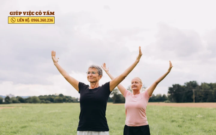Tại sao cần người giúp việc chăm sóc người già tại nhà ?