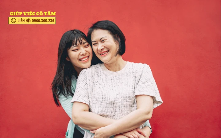 Lợi ích tâm lý cho người già khi có người giúp việc
