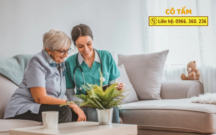 Tìm kiếm dịch vụ giúp việc chăm người già ở Hà Nội