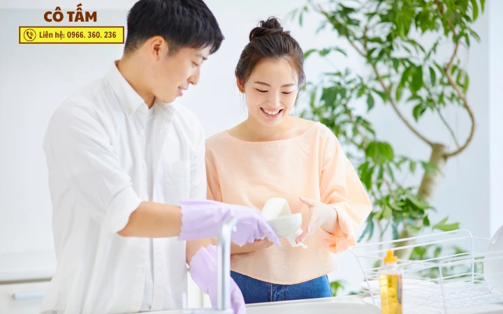 Giúp việc tại Hà Nội - Giải pháp an toàn cho người cao tuổi