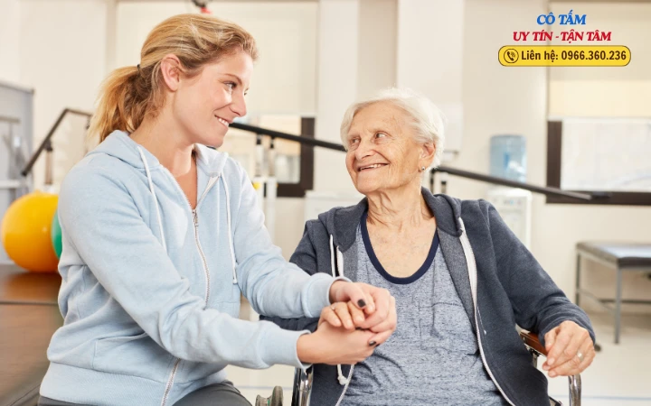 Nhận diện dịch vụ giúp việc chăm người già hàng đầu Hà Nội