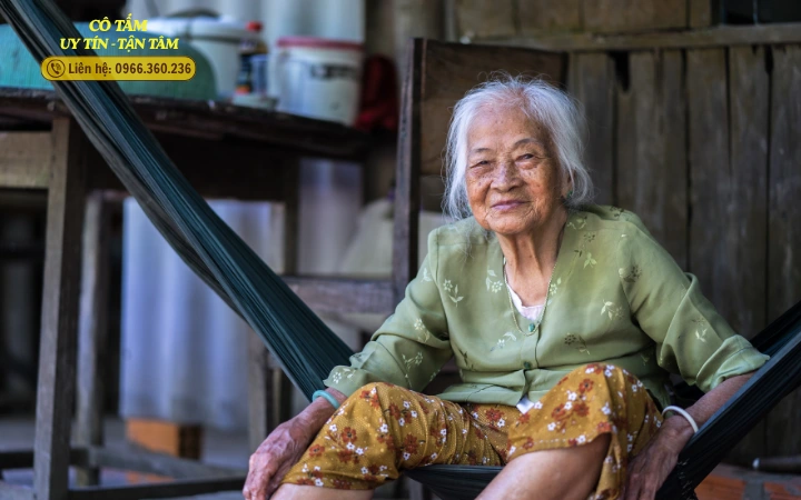 Kết nối gia đình và dịch vụ chăm sóc người già qua công nghệ