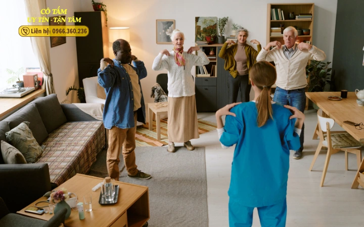 Khuyến khích sự tham gia của gia đình trong chăm người già