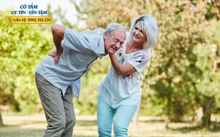 Hỗ trợ tận tình: Dịch vụ giúp việc chăm người già tại nhà