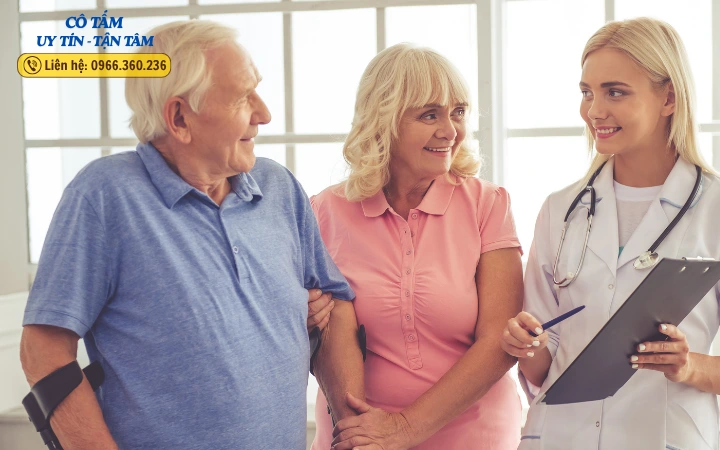 Kinh nghiệm tuyển dụng giúp việc chăm người già chất lượng