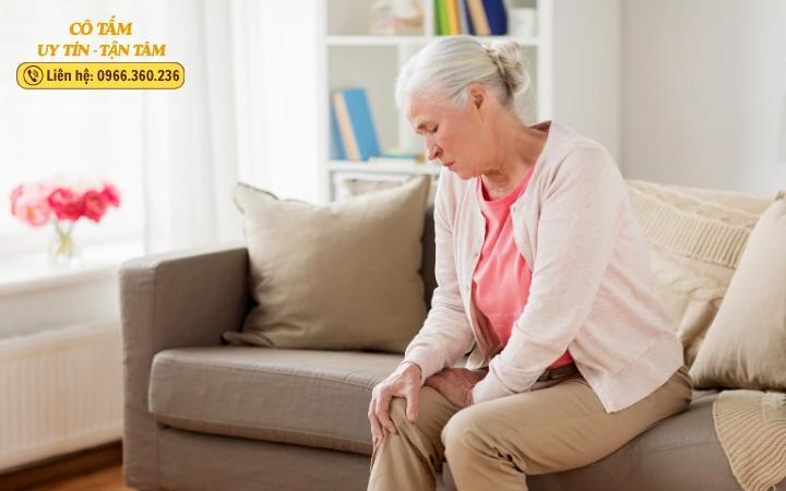 Giúp việc chăm người bệnh: Chọn lựa dịch vụ chuyên nghiệp