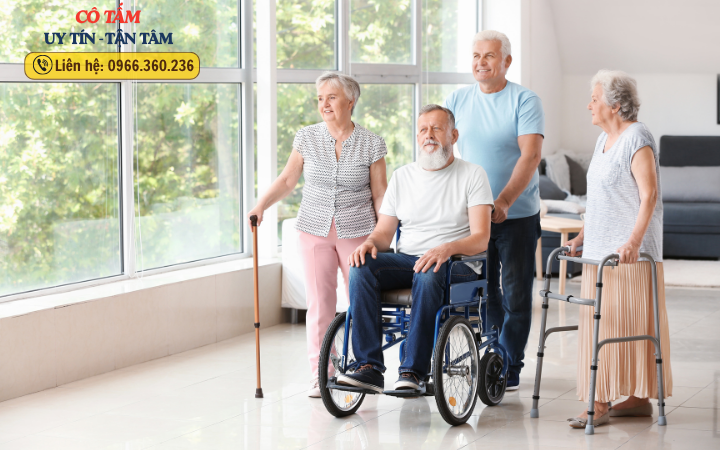 Tìm người chăm sóc người già tại nhà qua mạng xã hội