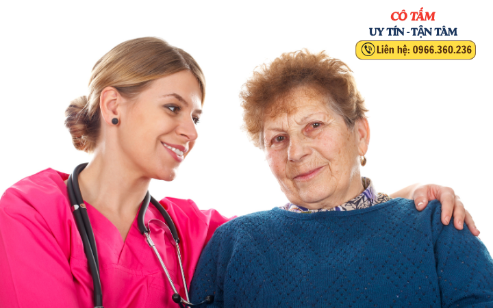 Tìm người chăm sóc người già tại nhà từ những nguồn uy tín