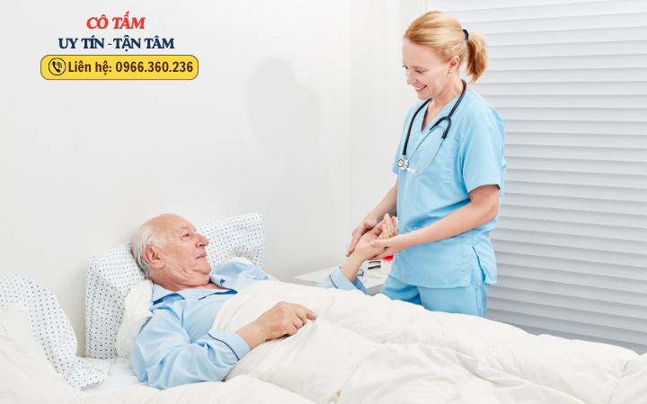 Nhu cầu tăng cao với giúp việc chăm người bệnh tại bệnh viện