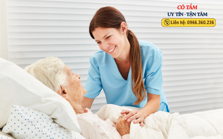 Chuyên nghiệp với dịch vụ giúp việc chăm người bệnh Hà Nội