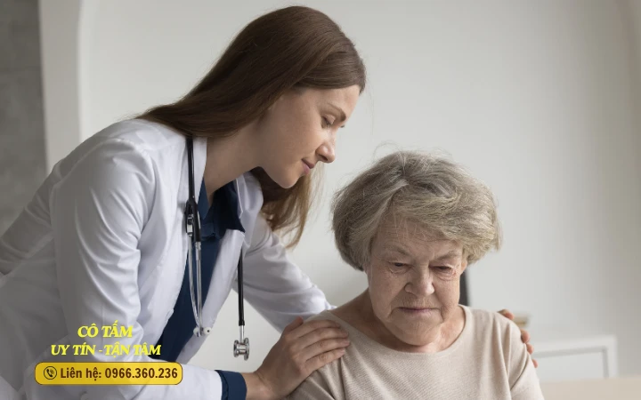 Nên chọn giúp việc chăm người bệnh ở đâu đảm bảo chất lượng ?