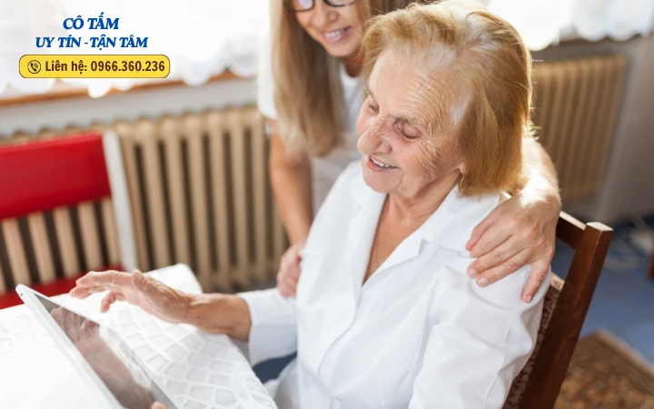 Giúp việc chăm sóc bệnh nhân ở Hà Nội có phong cách phục vụ ra sao ?