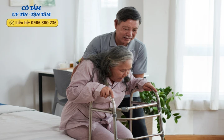 Sự khác biệt của giúp việc chăm sóc bệnh nhân ở Hà Nội với dịch vụ khác là gì ?