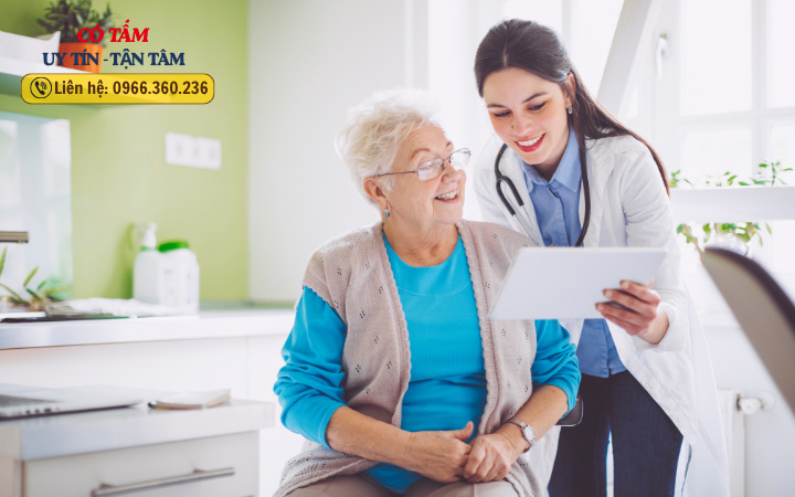 Tại sao dịch vụ giúp việc chăm sóc bệnh nhân ở Hà Nội lại quan trọng ?