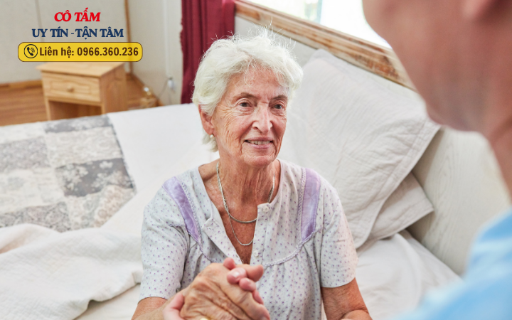 Dịch vụ giúp việc chăm sóc bệnh nhân ở Hà Nội có những ưu đãi gì không ?