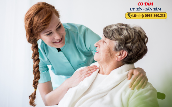 Dịch vụ giúp việc chăm người bệnh tại bệnh viện châm cứu Trung Ương.