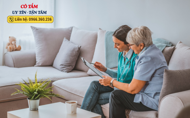 Chi phí thuê người chăm sóc bệnh nhân tại nhà có đắt không?