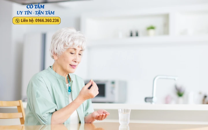 Nên thuê người chăm sóc bệnh nhân tại nhà từ đâu ?