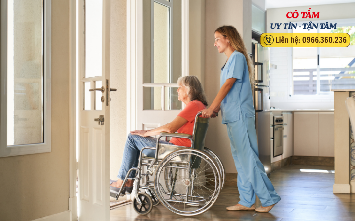 Thuê người chăm sóc người bệnh: Lợi ích vượt trội không thể bỏ qua