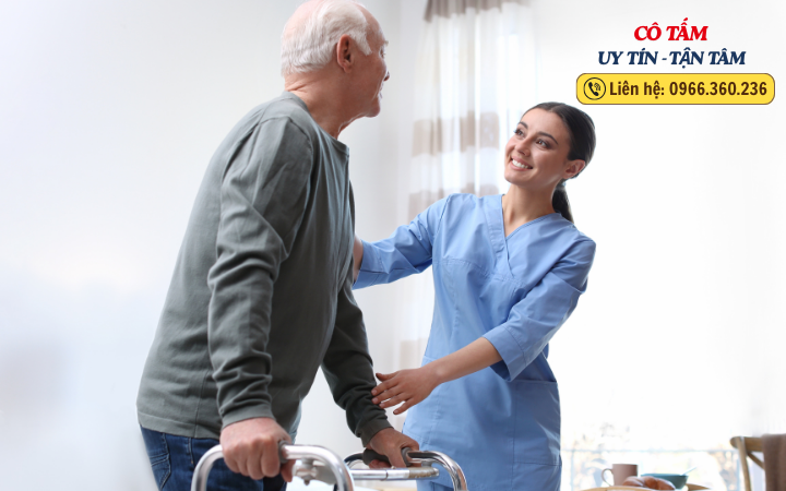 Sự cần thiết của việc thuê người chăm sóc người bệnh trong gia đình