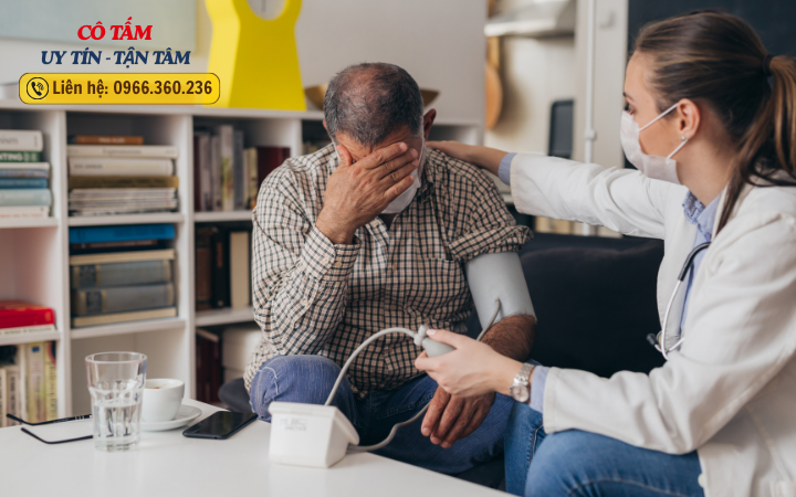 Chúng tôi cung cấp dịch vụ thuê người chăm sóc bệnh nhân tại nhà