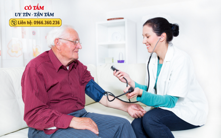 Đánh giá dịch vụ thuê người chăm sóc bệnh nhân tại nhà chuyên nghiệp