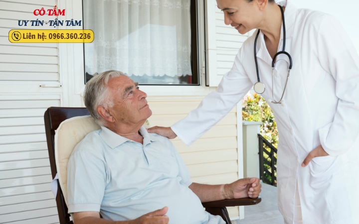 Địa chỉ cung cấp giúp việc chăm người già đáng tin cậy