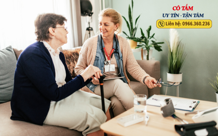 Giúp việc chăm người già - Sự an toàn và chăm sóc tốt nhất.