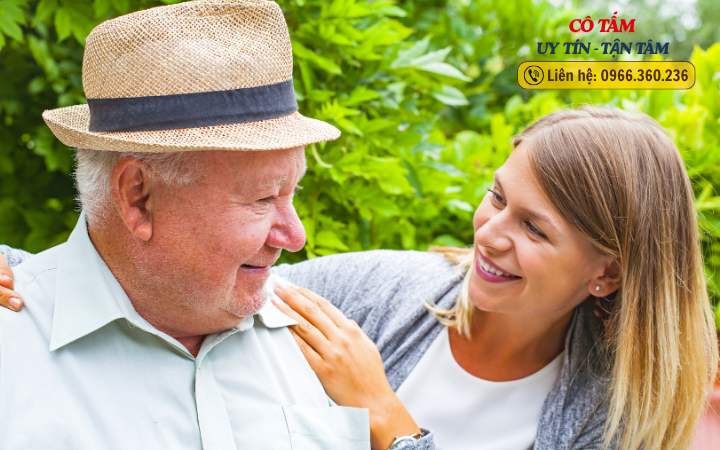 Có nên giao phó hết công việc gia đình cho người giúp việc