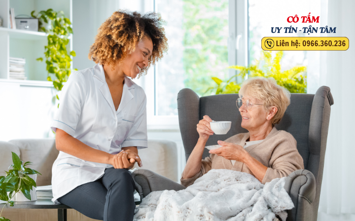 Giúp việc chăm người già - Chìa khóa cho sự bình yên