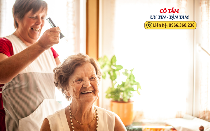 Đào tạo giúp việc chăm người già bài bản và chuyên nghiệp