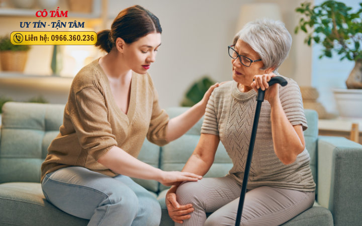 Hướng dẫn nhanh cách chăm sóc cho giúp việc chăm người bệnh tại nhà.