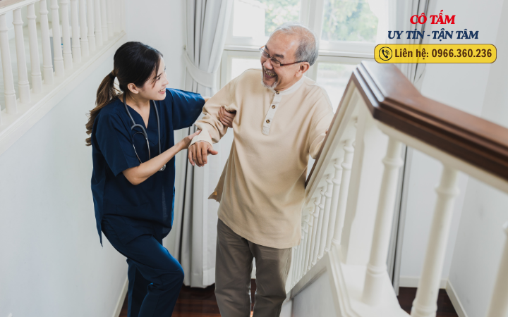 Kỹ năng quan trọng trong giúp việc chăm người bệnh hiệu quả.