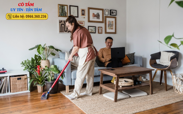 Cần tìm người giúp việc gấp có kinh nghiệm tại Hà Nội?. Trong xã hội hiện đại, quỹ thời gian của mỗi người ngày càng hạn hẹp, đặc biệt là tại các thành phố lớn như Hà Nội. Khi công việc dồn dập, gia đình cần người hỗ trợ đột xuất thì nhu cầu cần tìm người giúp việc gấp trở nên cấp thiết. Tuy nhiên, không phải ai cũng biết cách tìm được người giúp việc phù hợp, có kinh nghiệm và uy tín trong thời gian ngắn. Bài viết dưới đây sẽ phân tích chi tiết các lý do khiến bạn cần tìm gấp người giúp việc, hướng dẫn lựa chọn đúng đối tượng, các lưu ý quan trọng và địa chỉ cung cấp dịch vụ uy tín tại Hà Nội.