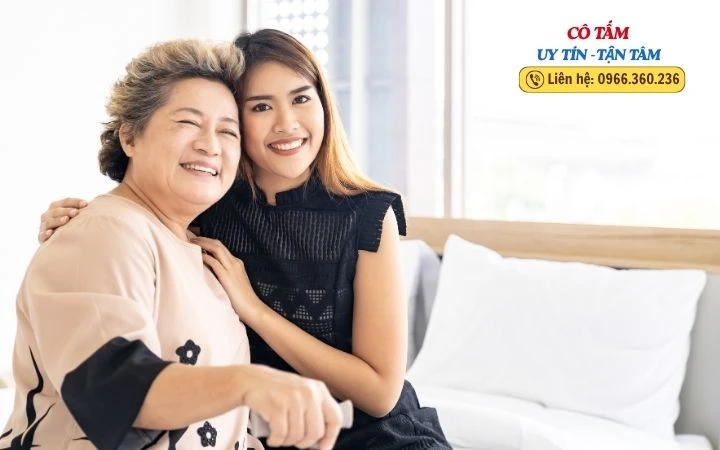 Chia sẻ kinh nghiệm tìm giúp việc chăm người già