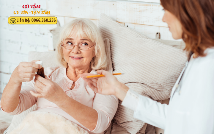 Cách tìm giúp việc chăm người già ở khu vực thành phố