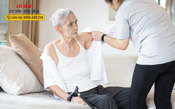 Khẳng định chất lượng với giúp việc chăm sóc người già hiệu quả