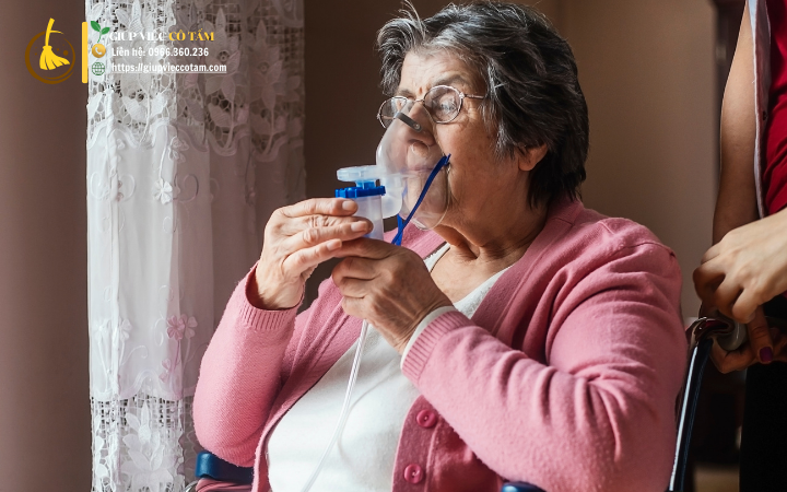 Yếu tố cần thiết cho giúp việc chăm người già vào mùa đông.