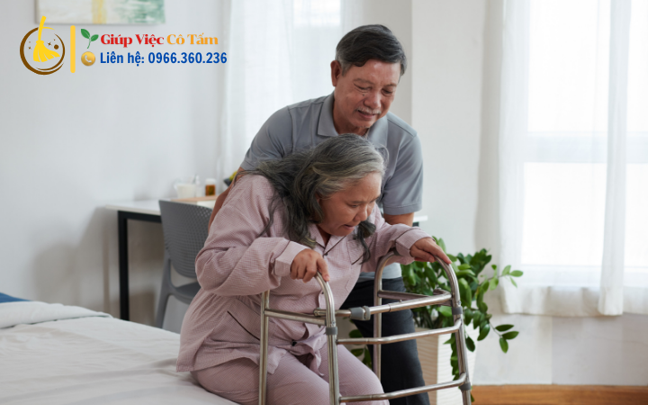 Người cao tuổi ở Hà Nội ưu tiên gì khi tìm giúp việc ?